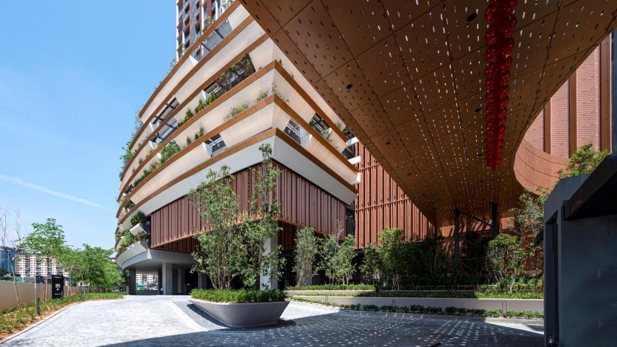 Lotus Infinity Pool At Lucentia Apartment Kuala Lumpur Exterior photo